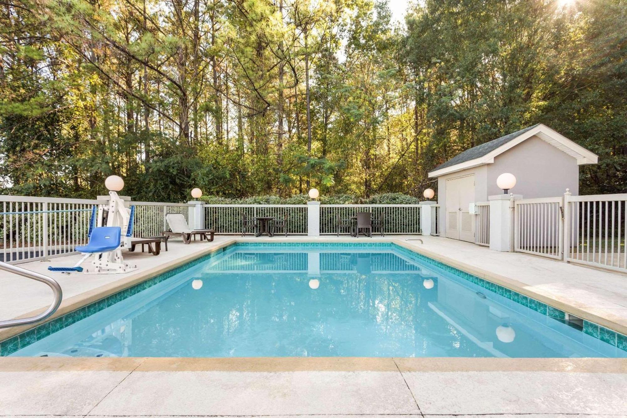Country Inn & Suites By Radisson, Tuscaloosa, Al Exterior foto